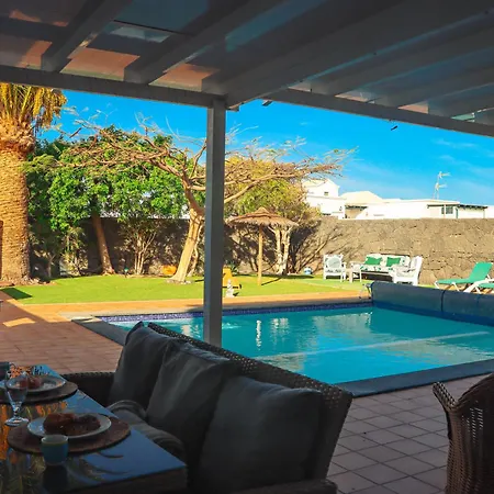Bueno Vida Yaiza (Lanzarote)